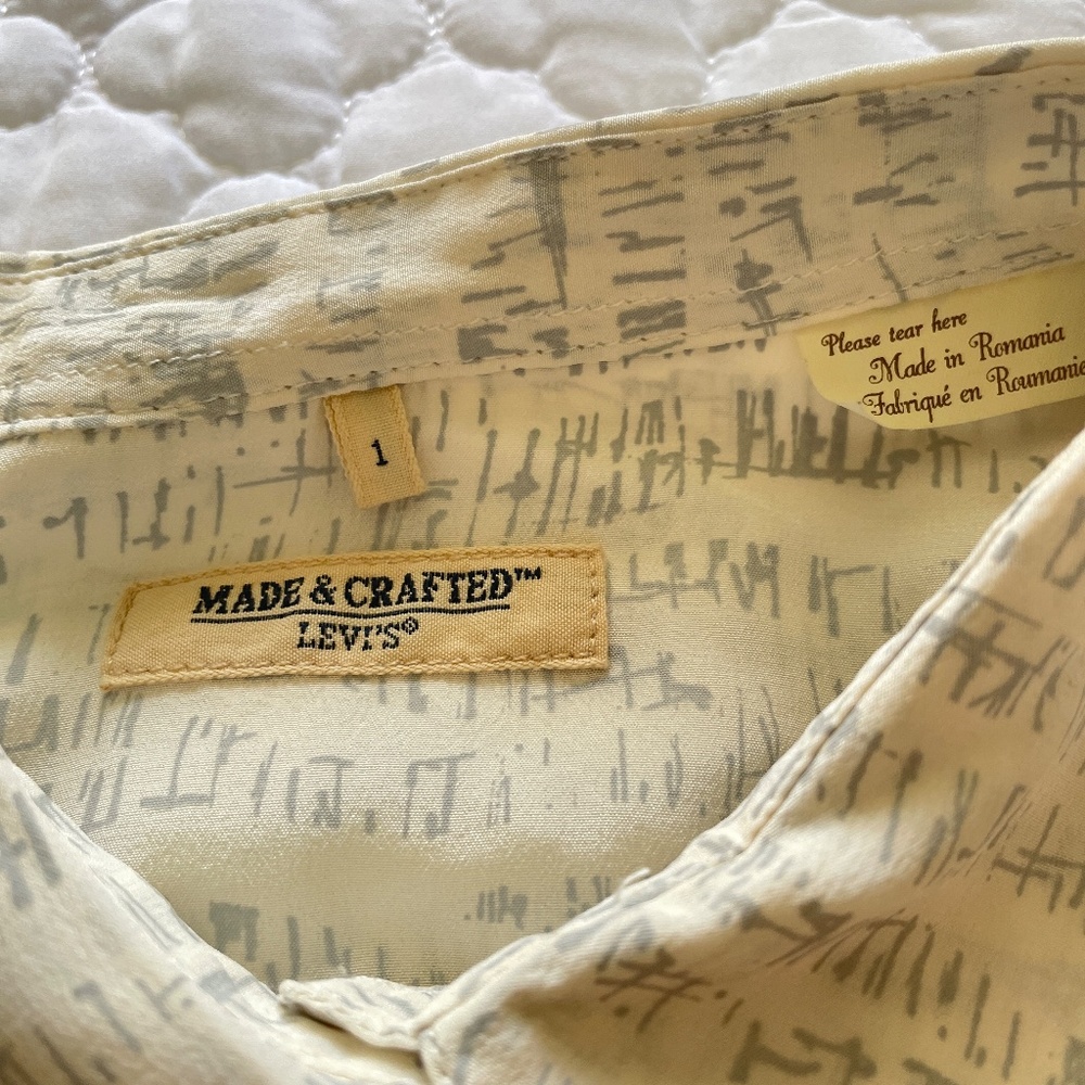 Levi's Made & Crafted Silk‎ Blouse Size Small - Picture 3 of 6